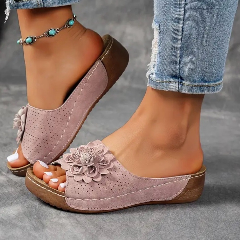 Women's Pink Slide Sandals